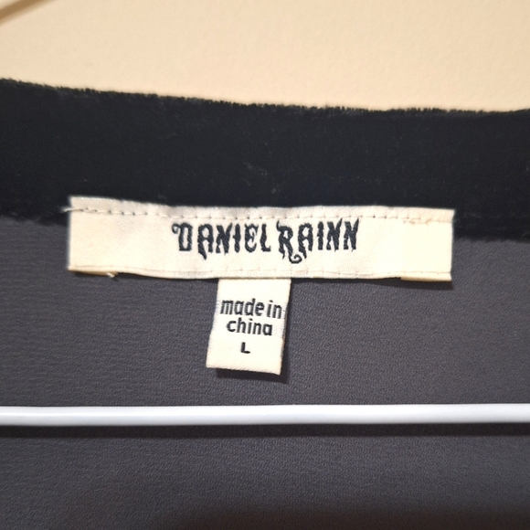 Anthropologie Daniel Rainn Large Grey sheer black velvet button longsleeve shirt - Picture 2 of 7